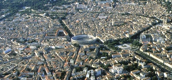 Nîmes